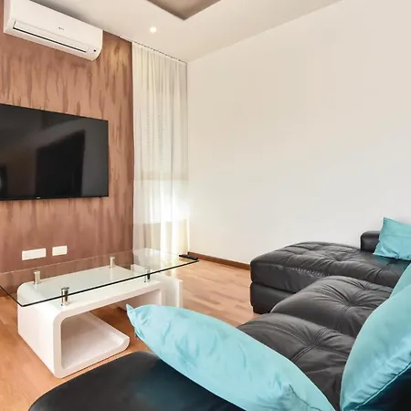 Beautiful In Stobrec With Sauna 斯普利特