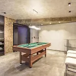 Gorgeous Home In Stobrec With Sauna Casa vacanze