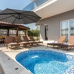 Casa vacanze Gorgeous Home In Stobrec With Sauna Spalato