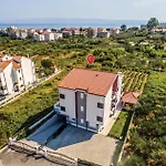 Beautiful In Stobrec With Sauna * Split