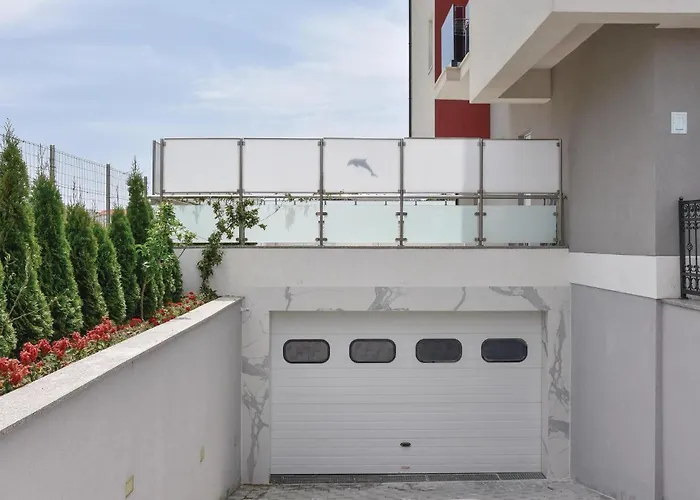 Beautiful In Stobrec With Sauna Σπλιτ