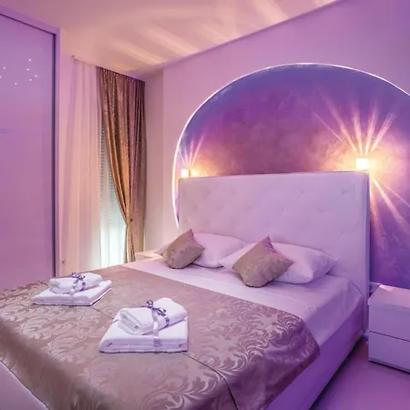 Beautiful In Stobrec With Sauna * Split